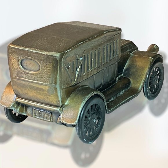 Twinsburg Banking Co. Ohio, Ford Model-T Car Metal Collectable Coin Bank Nice! - Picture 5 of 11
